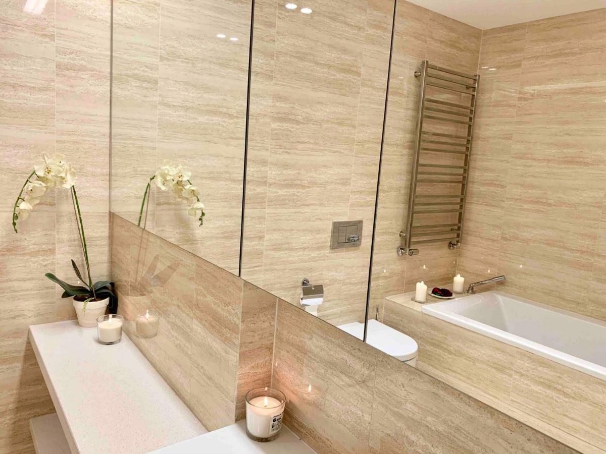 Luxury Apartment In The Center Of Прага Экстерьер фото